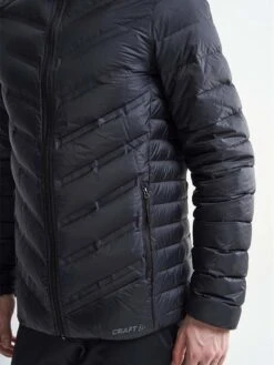 MEN'S LIGHT DOWN JACKET -Cheap Sportswear Store 1908006 999000 Ltdownjkt Closeup3