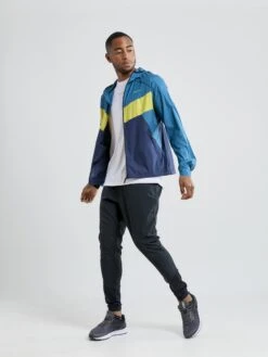 MEN'S ADV ESSENCE TRAINING PANTS 19 MEN'S ADV ESSENCE TRAINING PANTS -Cheap Sportswear Store 1908716 999000 ADVEssenceTrainingPants Closeup6