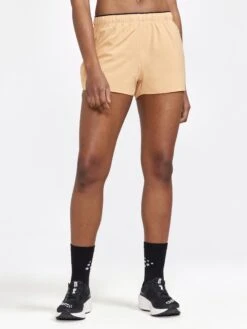 WOMEN'S ADV ESSENCE 2" STRETCH SHORTS