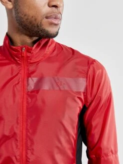MEN'S ESSENCE LIGHT WIND CYCLING JKT -Cheap Sportswear Store 1908813 430000 EssenceLightWindJacket Closeup5