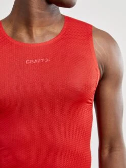 MEN'S PRO DRY NANOWEIGHT -Cheap Sportswear Store 1908850 430000 ProDryNanoweightSL Closeup3