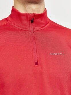 MEN'S CORE BEAT THERMAL MIDLAYER -Cheap Sportswear Store 1909498 404000 COREBeatThermalmidlayerM Closeup4