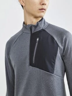 MEN'S CORE TRIM THERMAL MIDLAYER 37 MEN'S CORE TRIM THERMAL MIDLAYER -Cheap Sportswear Store 1909500 975000 CORETrimThermalMidlayer Closeup3