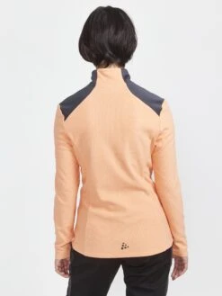 WOMEN'S CORE EDGE THERMAL MIDLAYER -Cheap Sportswear Store 1909503 716995 COREEdgeThermalmidlayerW Closeup2