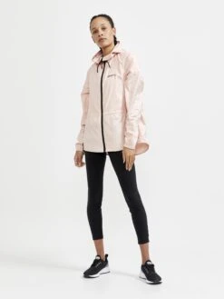 WOMEN'S ADV CHARGE TRAINING WIND JACKET -Cheap Sportswear Store 1909628 718000 ADVChargeWindJacketW Closeup6