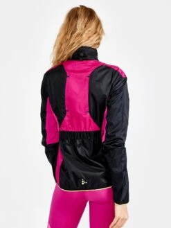 WOMEN'S PRO HYPERVENT RUNNING JKT -Cheap Sportswear Store 1910427 999486 PROHyperventJacketW Closeup2