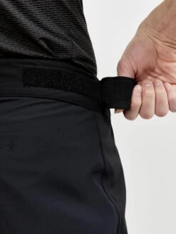 MEN'S ADVOFFROAD HYDRO CYCLING SHORTS -Cheap Sportswear Store 1911181 999000 ADVBikeOffroadHydroShortsM Closeup4