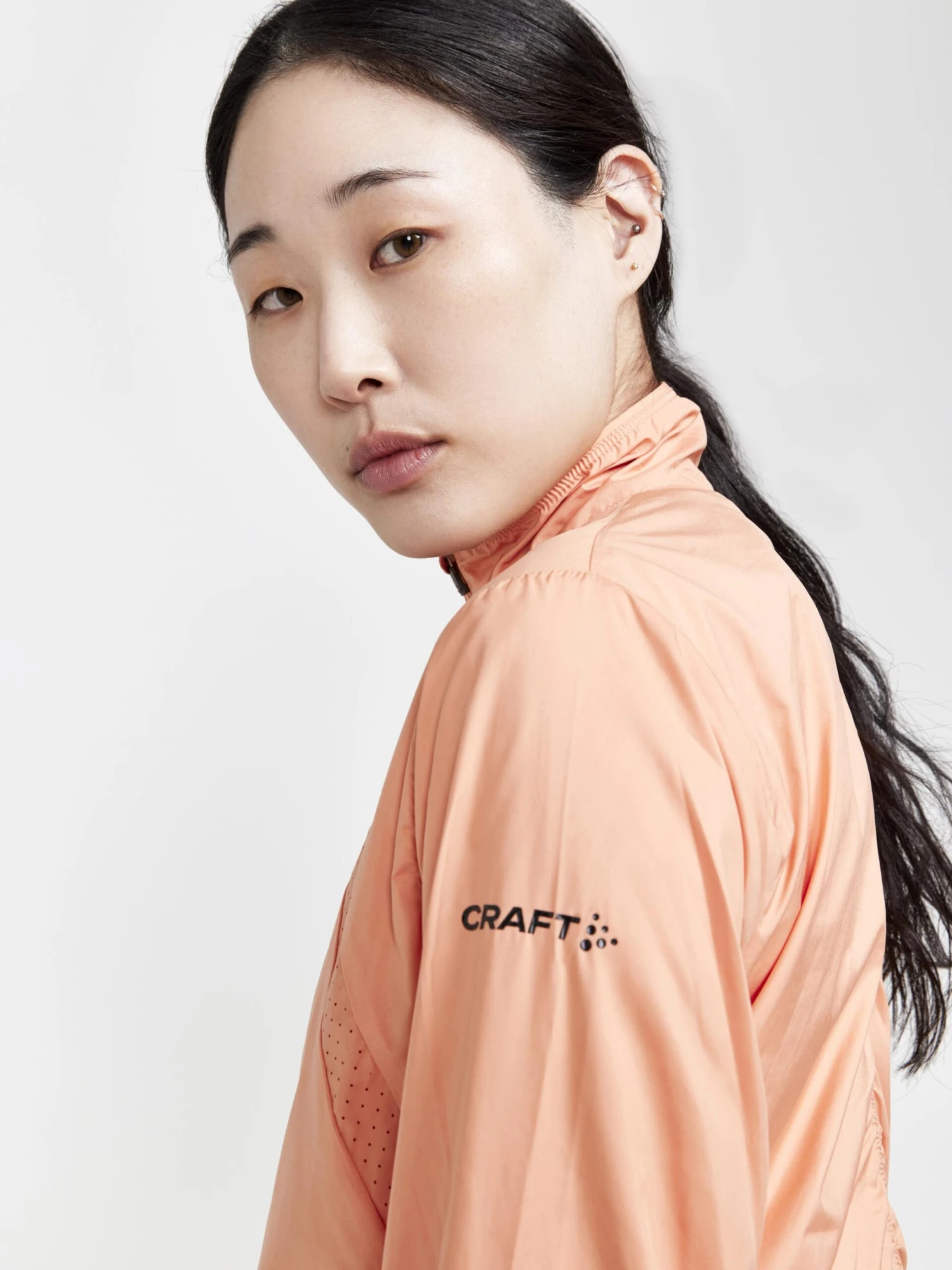 WOMEN'S ADV ESSENCE WIND JACKET 17 WOMEN'S ADV ESSENCE WIND JACKET - Image 15