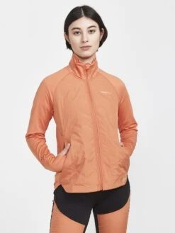 WOMEN'S ADV SUBZ RUNNING JACKET 2 -Cheap Sportswear Store 1911311 732000 ADVSubZJacket2W Closeup1