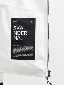 WOMEN'S PRO HYDRO LUMEN RUNNING JACKET 2 -Cheap Sportswear Store 1911319 904000 PROHydroLumenJacket2W Closeup6