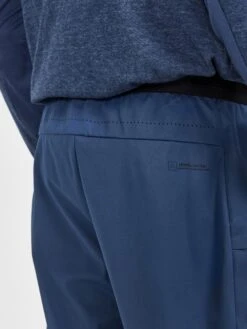 MEN'S PRO HYDRO CARGO RUNNING PANTS 17 MEN'S PRO HYDRO CARGO RUNNING PANTS -Cheap Sportswear Store 1911327 698000 PROHydroCargoPantsM Closeup4