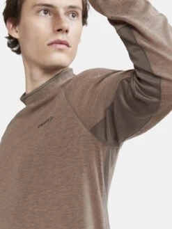 MEN'S ADV SUBZ WOOL RUNNING TEE 2 31 MEN'S ADV SUBZ WOOL RUNNING TEE 2 -Cheap Sportswear Store 1911332 244200 ADVSubZWoolLSTee2M Closeup3