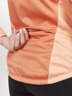 WOMEN'S CORE BIKE SUBZ JACKET 23 WOMEN'S CORE BIKE SUBZ JACKET -Cheap Sportswear Store 1911430 732716 CoreBikeSubZJacketW Closeup4