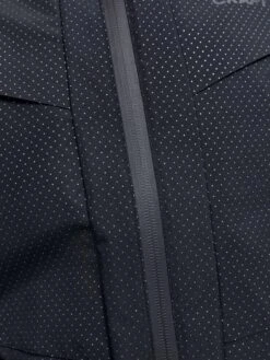 WOMEN'S PRO HYDRO CARGO RUNNING JACKET 15 WOMEN'S PRO HYDRO CARGO RUNNING JACKET -Cheap Sportswear Store 1911484 999000 PROHydroCargoJacketW Closeup5