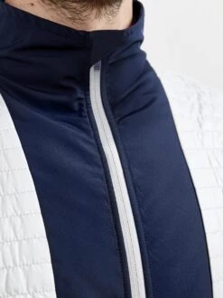 MEN'S ADV STORM INSULATE XC SKI VEST -Cheap Sportswear Store 1911551 396914 ADVStormInsulateNordicVestM Closeup6