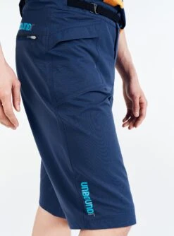 MEN'S CORE UNBOUND XT CYCLING SHORTS -Cheap Sportswear Store 1912376 343000 CoreUnboundXTShortsM Closeup3