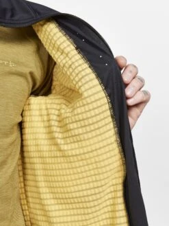 MEN'S PRO XC SKI RACE INSULATE JACKET 14 MEN'S PRO XC SKI RACE INSULATE JACKET -Cheap Sportswear Store 1912408 999549 PRONordicRaceInsulateJacketM Closeup5