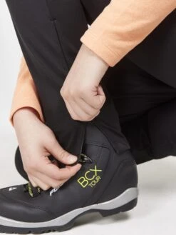 WOMEN'S ADV BACKCOUNTRYHYBRID PANTS -Cheap Sportswear Store 1912441 999000 ADVBackcountryHybridPantsW Closeup5