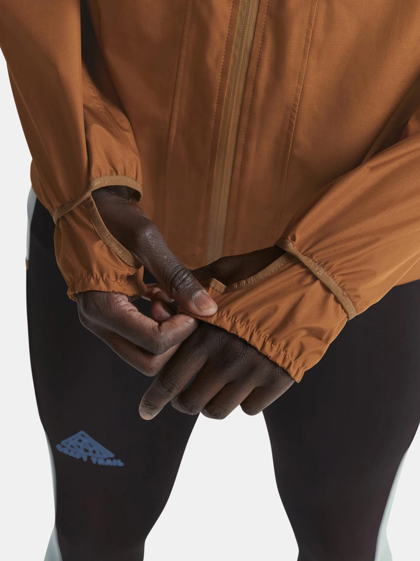 MEN'S PRO TRAIL RUNNING HYDRO JACKET 11 MEN'S PRO TRAIL RUNNING HYDRO JACKET - Image 9