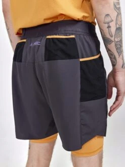 MEN'S PRO TRAIL RUNNING 2-IN-1 SHORTS -Cheap Sportswear Store 1912447 992574 PROTrail2in1ShortsM Closeup2