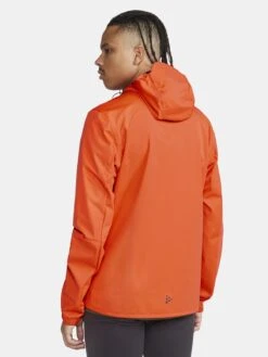 MEN'S ADV ESSENCE HYDRO JACKET -Cheap Sportswear Store 1912453 521000 ADVEssenceHydroJacketM Closeup2