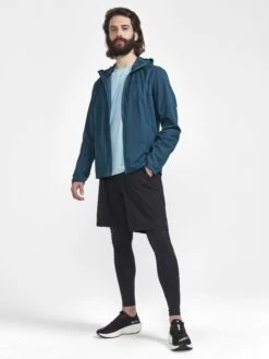 MEN'S ADV ESSENCE HYDRO JACKET -Cheap Sportswear Store 1912453 678000 ADVEssenceHydroJacketM Closeup6