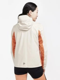 WOMEN'S ADV ESSENCE HYDRO JACKET -Cheap Sportswear Store 1912465 732211 ADVEssenceHydroJacketW Closeup2