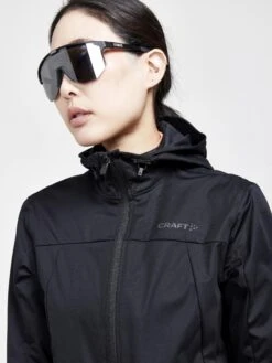 WOMEN'S ADV ESSENCE HYDRO JACKET -Cheap Sportswear Store 1912465 999000 ADVEssenceHydroJacketW Closeup4